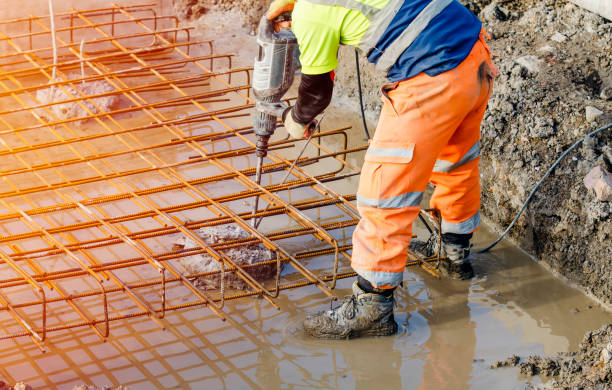 Best Custom Concrete Contractor  in Lisbon, IA